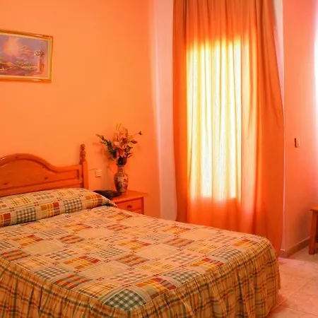 Limas Hotel 2*